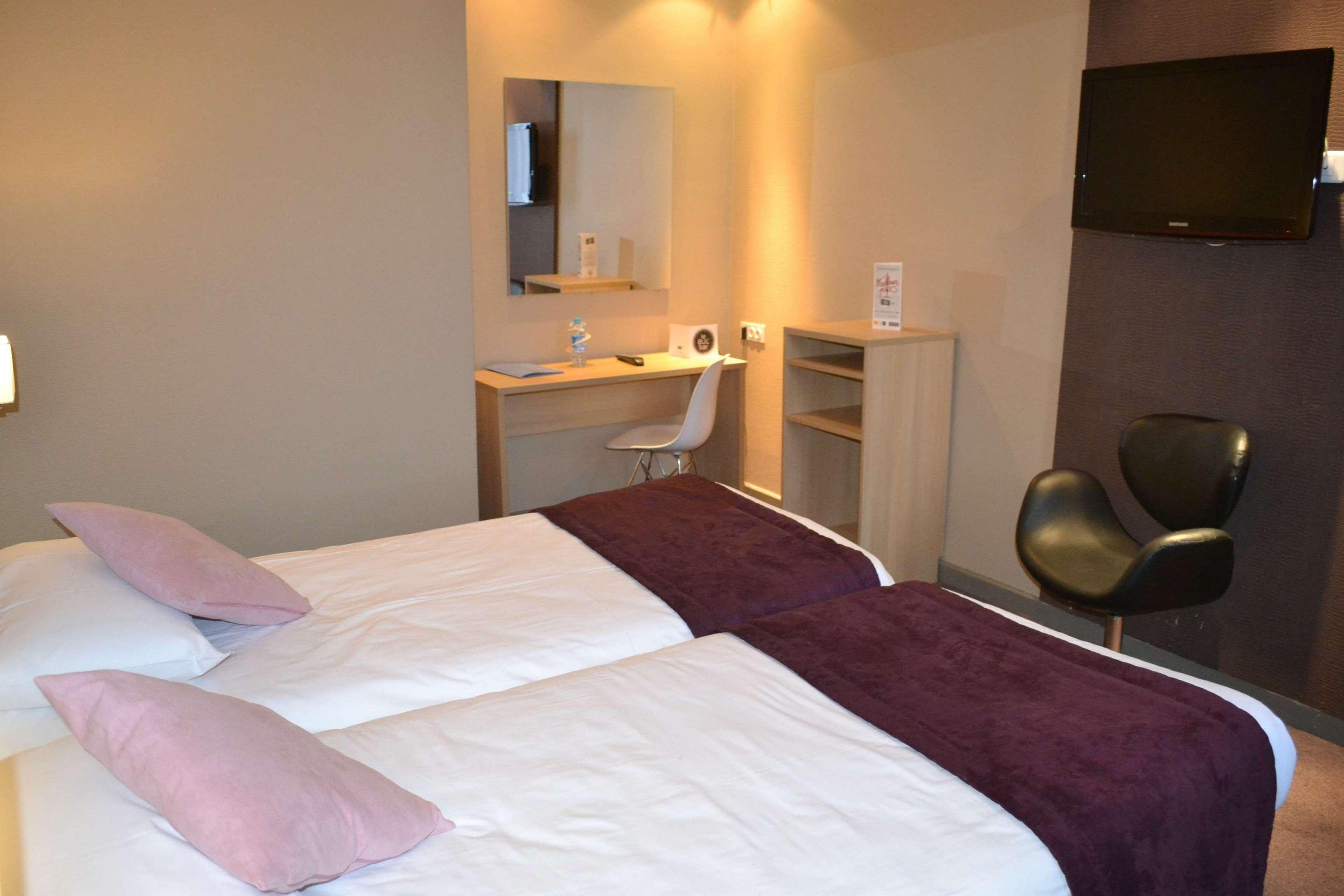 Hotel Europe And Spa Ρενς Εξωτερικό φωτογραφία