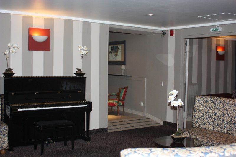 Hotel Europe And Spa Ρενς Εξωτερικό φωτογραφία